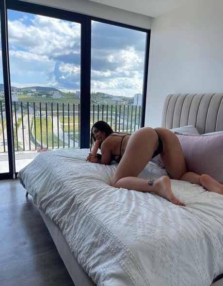 Foto di nudo di fuga di OnlyFans di Rubiqueen02