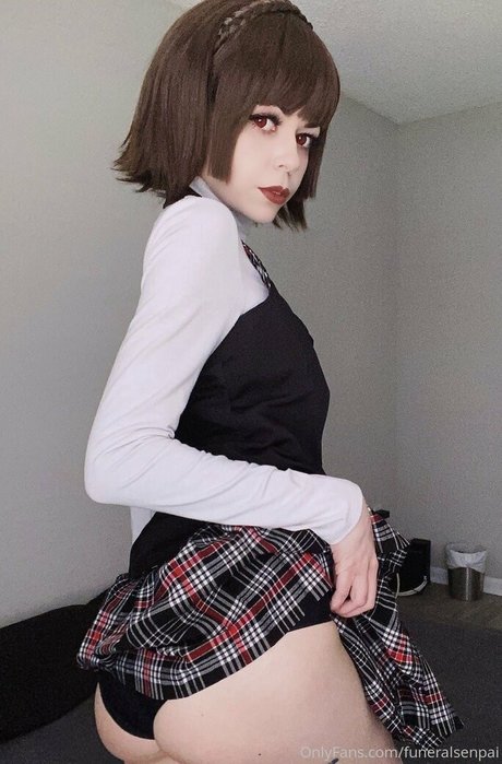 Foto di nudo di fuga di OnlyFans di Funeralsenpai