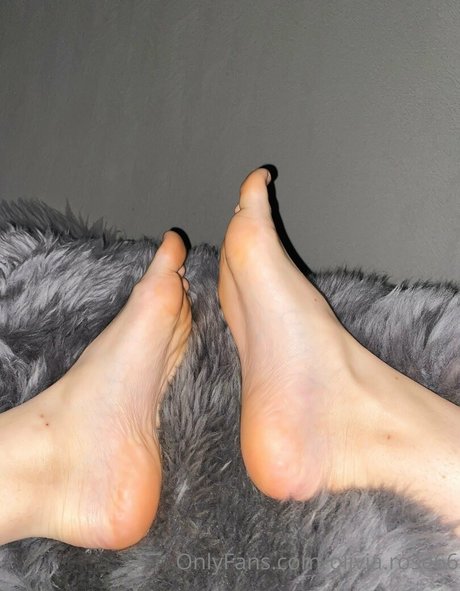 Foto di nudo di fuga di OnlyFans di Oliviarose66