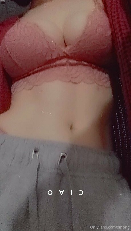 Foto di nudo di fuga di OnlyFans di Sinpng
