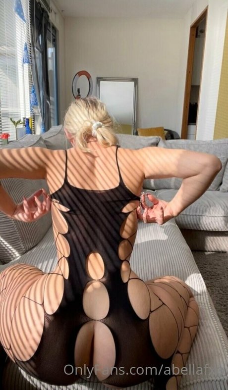 Foto di nudo di fuga di OnlyFans di Abellafxo