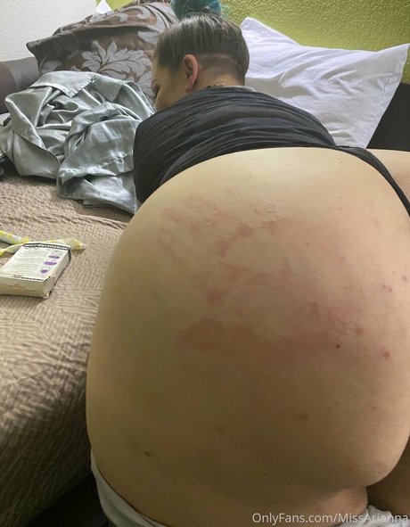 Foto di nudo di fuga di OnlyFans di Missarianna4u