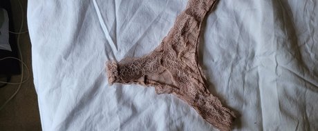 Foto di nudo di fuga di OnlyFans di Katrinajade