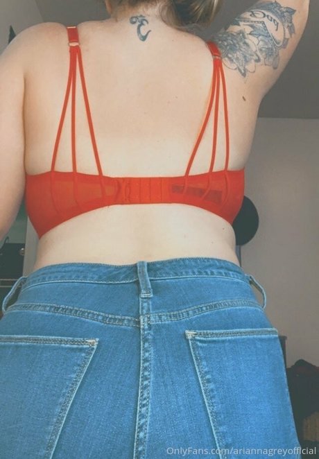 Nudes_plug