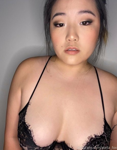 Foto di nudo di fuga di OnlyFans di Stellafox