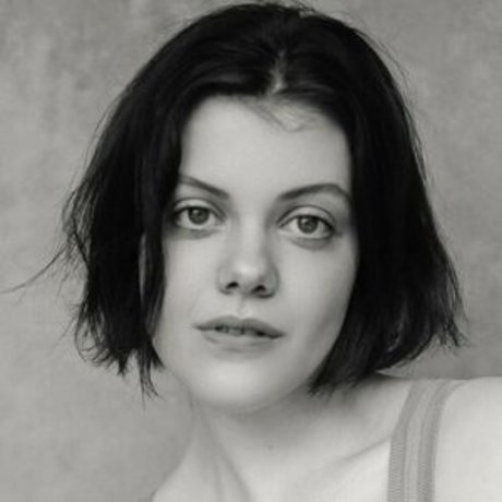Foto di nudo di fuga di OnlyFans di Georgie Henley