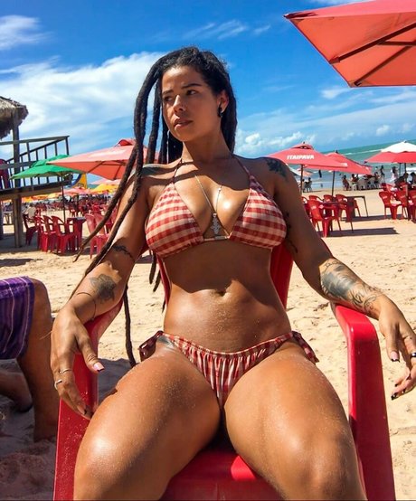 Foto di nudo di fuga di OnlyFans di Queentatty