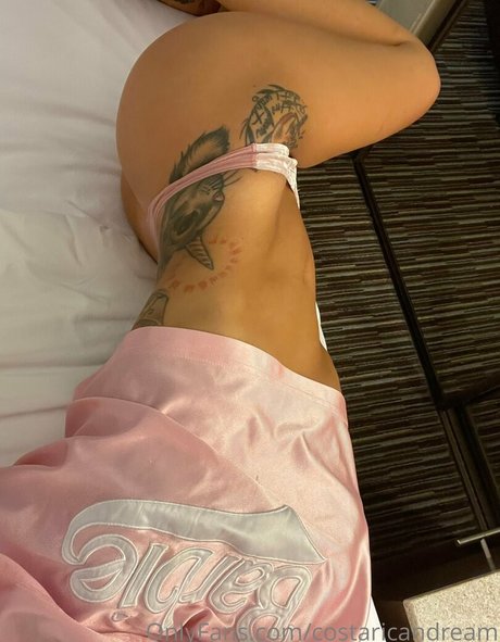 Foto di nudo di fuga di OnlyFans di Costaricandream