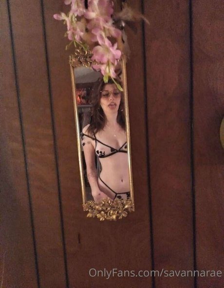 Foto di nudo di fuga di OnlyFans di Theesavannawhitee