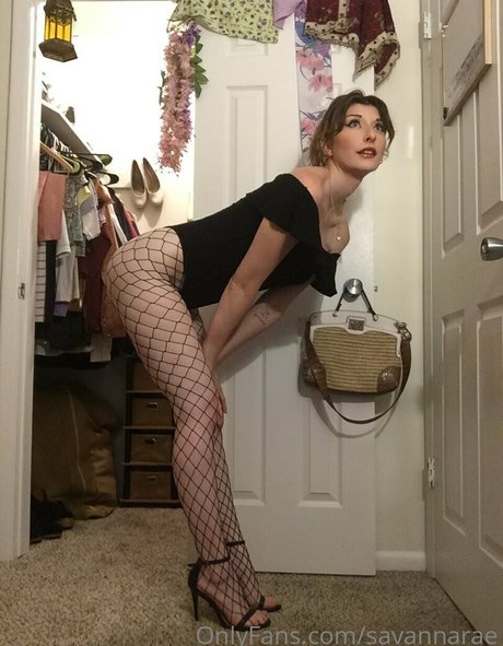Theesavannawhitee