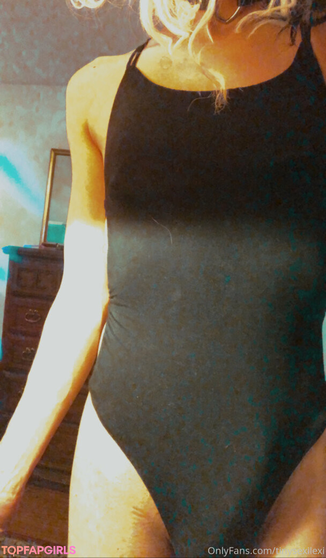 Foto di nudo di fuga di OnlyFans di Tinysexilexi666 #255 Foto di nudo di fuga di OnlyFans di Tinysexilexi666 #255