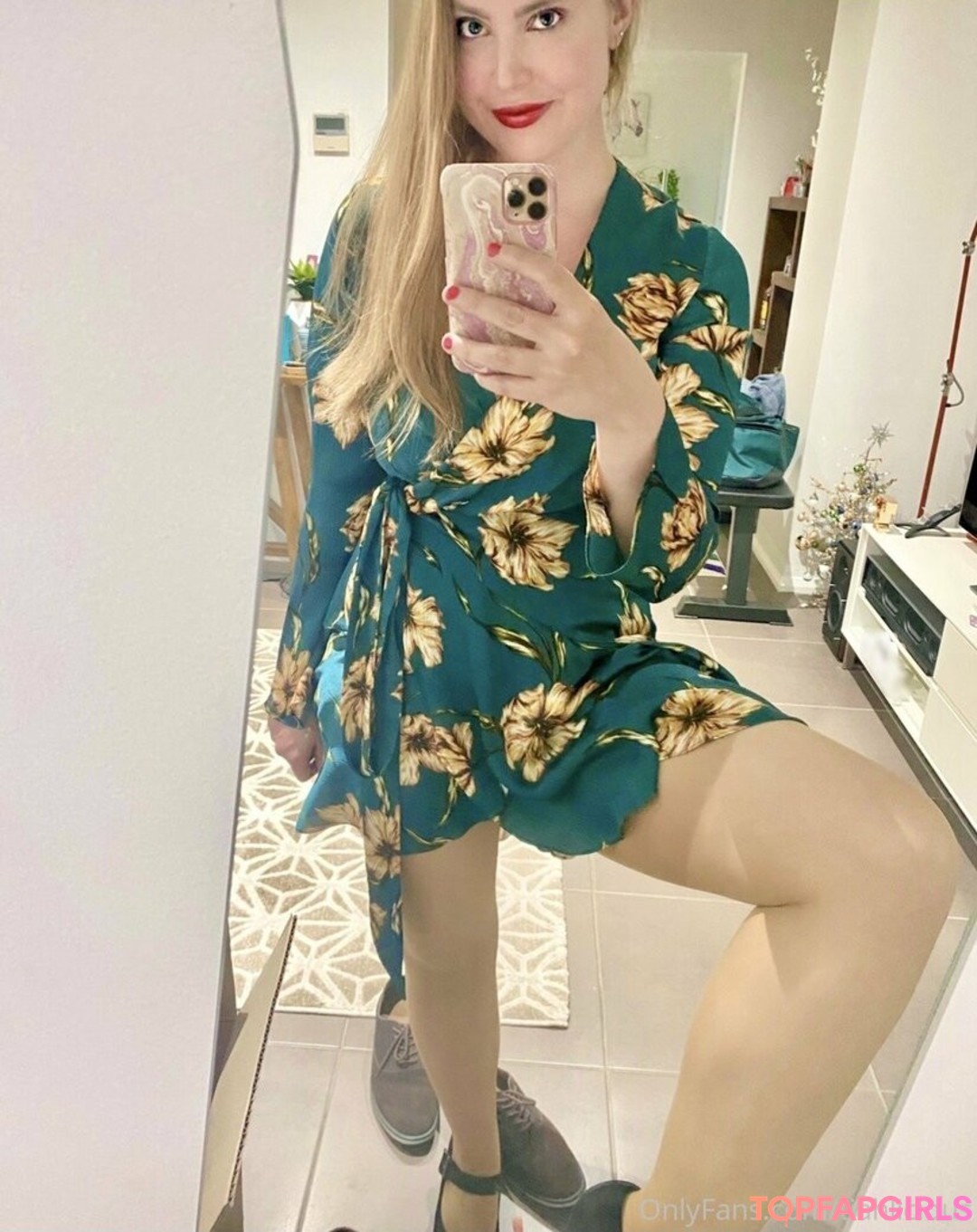 Foto di nudo di fuga di OnlyFans di Tiahlicious #61 Foto di nudo di fuga di OnlyFans di Tiahlicious #61