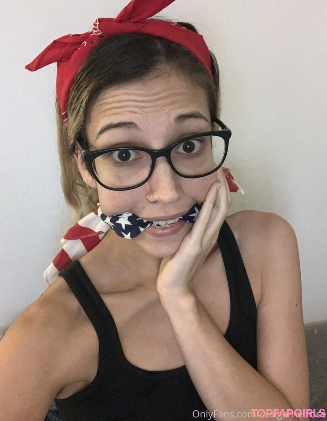 Foto di nudo di fuga di OnlyFans di Realgarnetrose #446 Foto di nudo di fuga di OnlyFans di Realgarnetrose #446