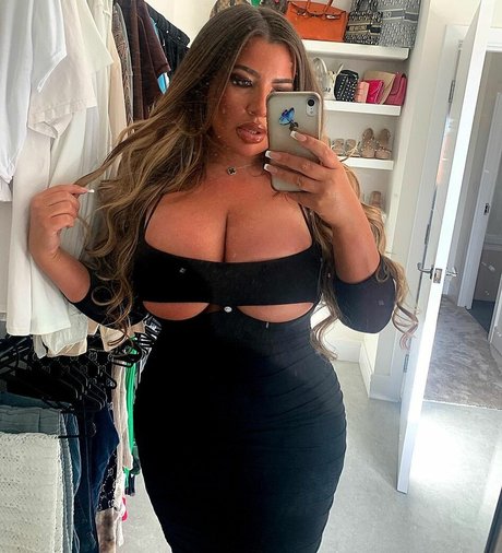Foto di nudo di fuga di OnlyFans di Missmaejay