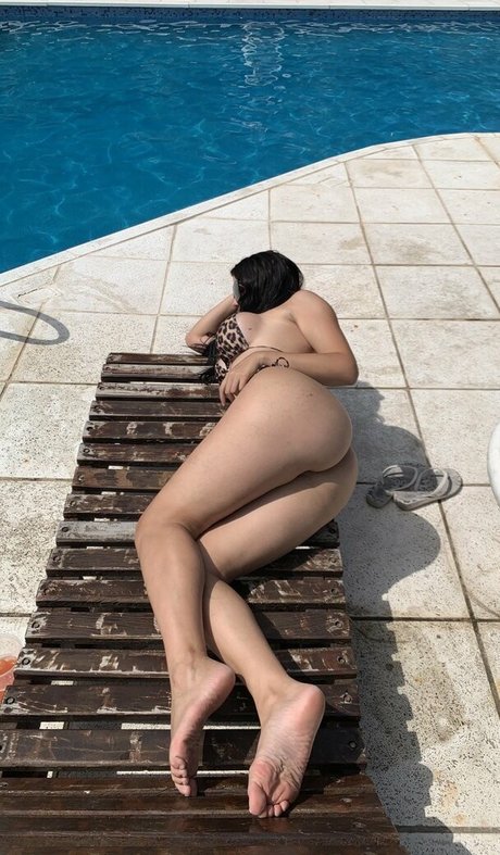 Foto di nudo di fuga di OnlyFans di Mery Valentina