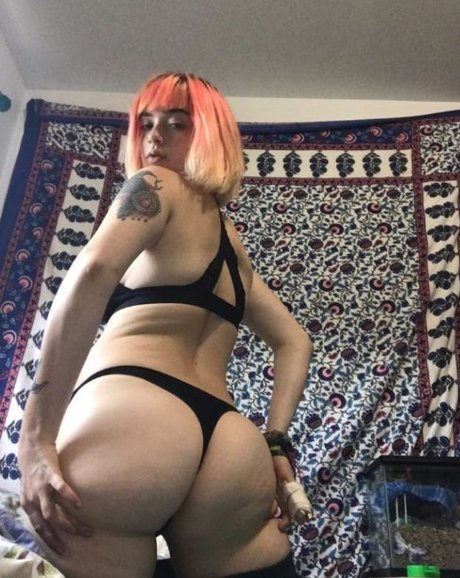Foto di nudo di fuga di OnlyFans di Xoearabella