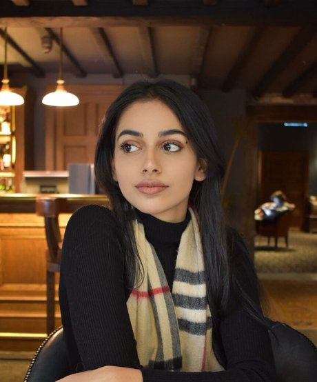 Foto di nudo di fuga di OnlyFans di Banita Sandhu