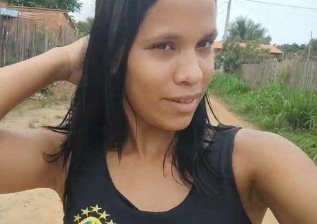 Foto di nudo di fuga di OnlyFans di Kelly Muniz