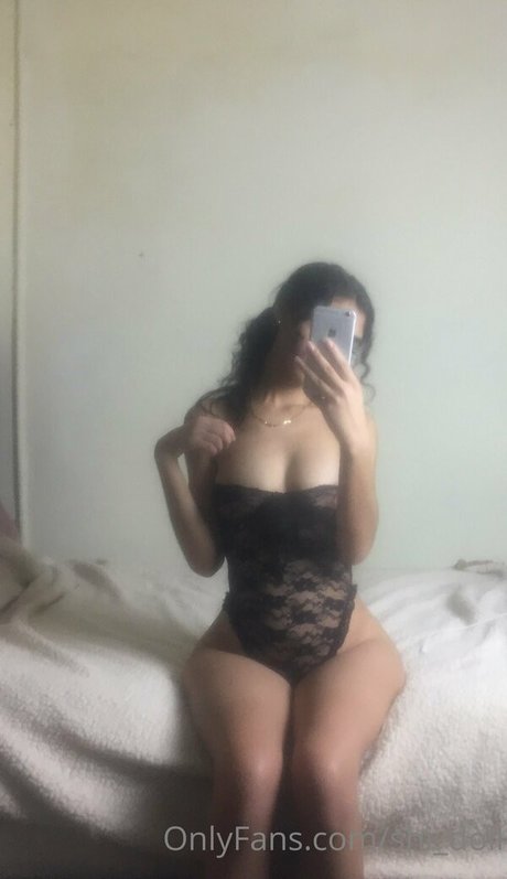 Foto di nudo di fuga di OnlyFans di Shi Doll