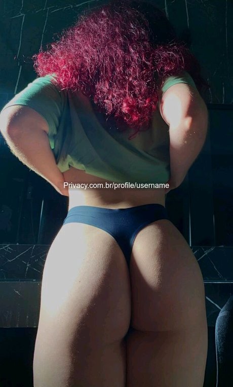Foto di nudo di fuga di OnlyFans di Costasamara