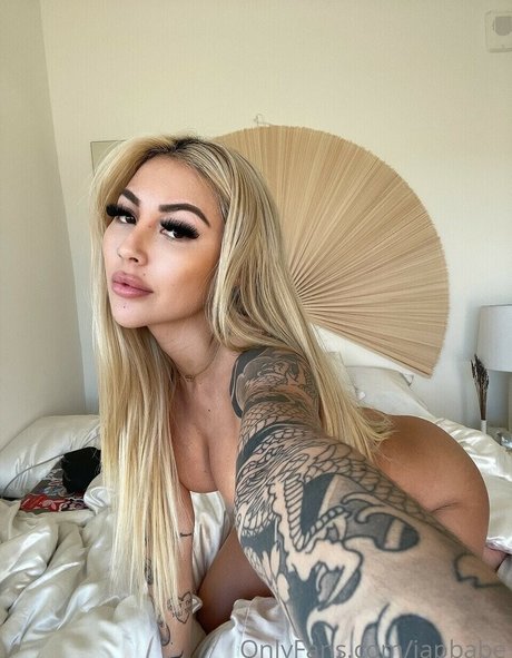 Foto di nudo di fuga di OnlyFans di Sarahivxx