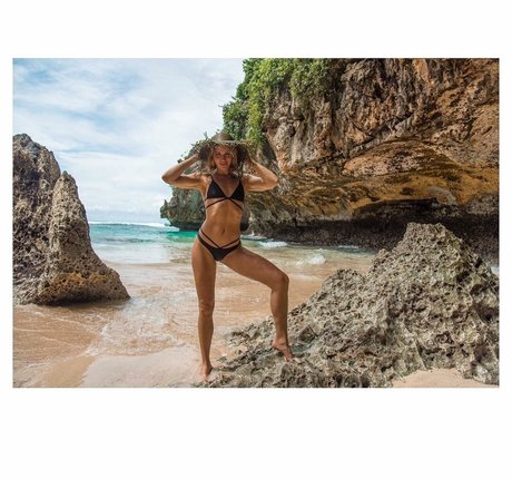 Shantel VanSanten