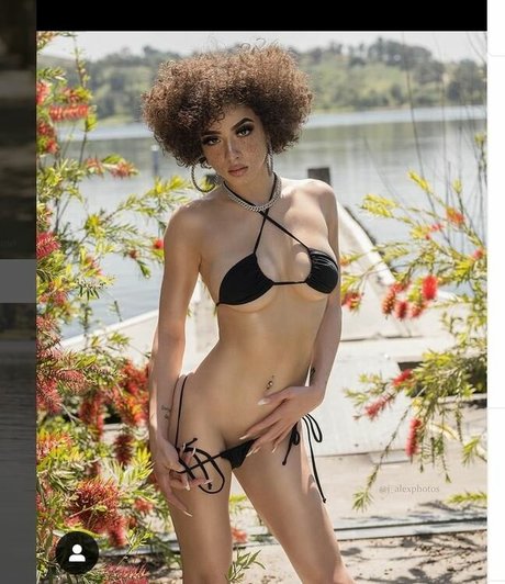 Foto di nudo di fuga di OnlyFans di Exoticcangel