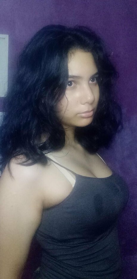 Foto di nudo di fuga di OnlyFans di Themalaysiangirl