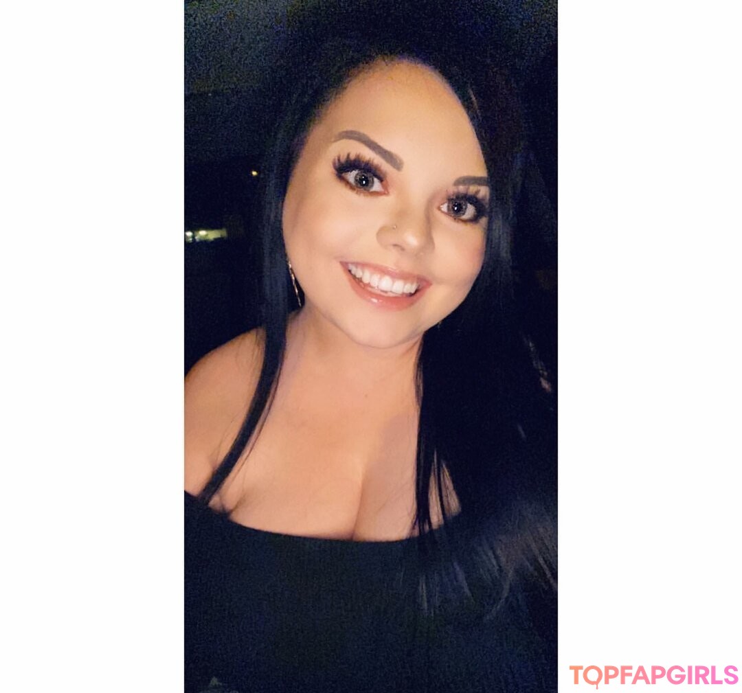 Foto di nudo di fuga di OnlyFans di Lilly Zamora #60 Foto di nudo di fuga di OnlyFans di Lilly Zamora #60