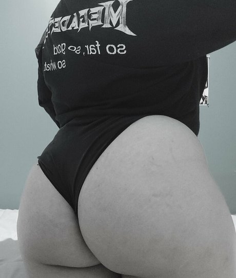 Foto di nudo di fuga di OnlyFans di Draconiarv