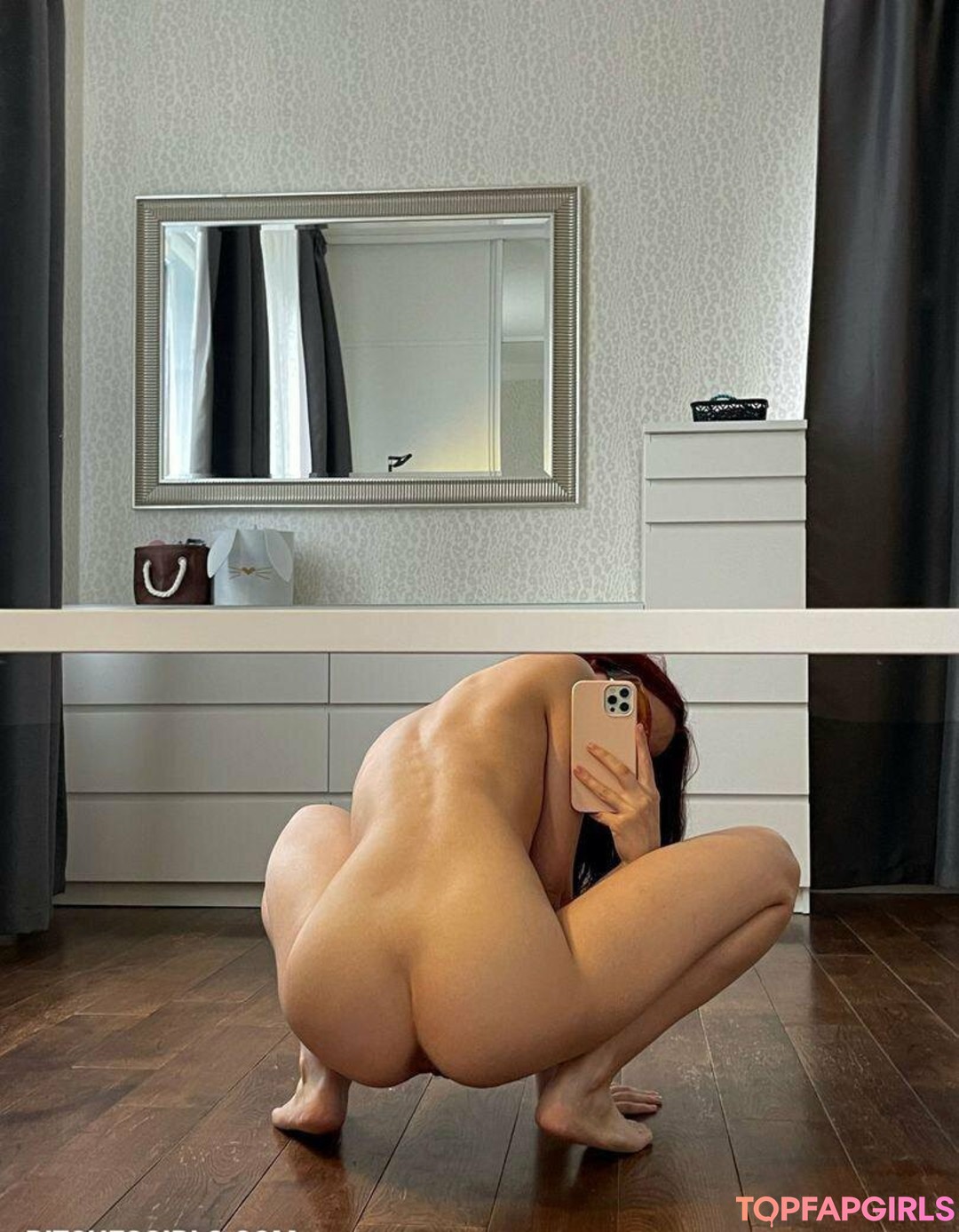 Foto di nudo di fuga di OnlyFans di Yourlovesofia #47 Foto di nudo di fuga di OnlyFans di Yourlovesofia #47