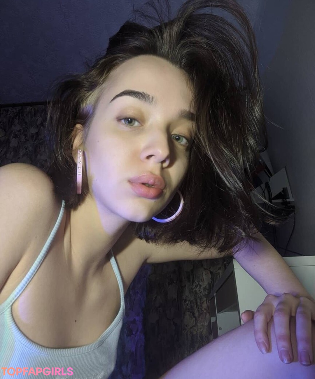 Foto di nudo di fuga di OnlyFans di Yourlovesofia #9 Foto di nudo di fuga di OnlyFans di Yourlovesofia #9