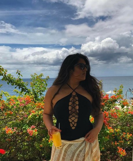 Foto di nudo di fuga di OnlyFans di Sanjana