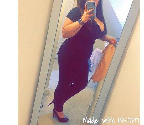 Foto di nudo di fuga di OnlyFans di Vikki89