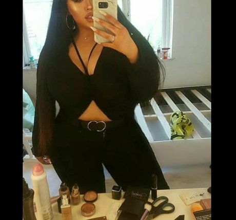 Foto di nudo di fuga di OnlyFans di Megan Carys Gomer