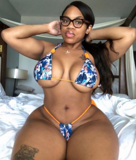 Foto di nudo di fuga di OnlyFans di Dominique Chinn