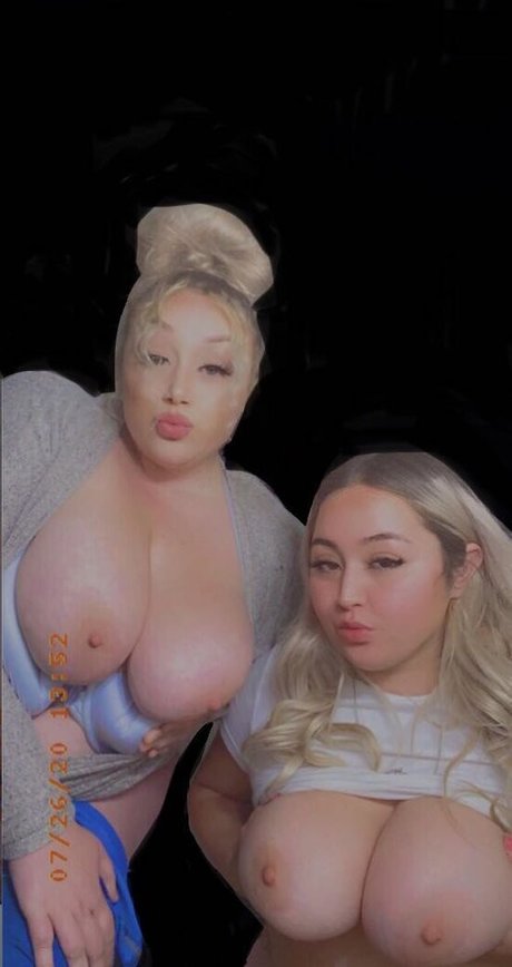 Foto di nudo di fuga di OnlyFans di Sho