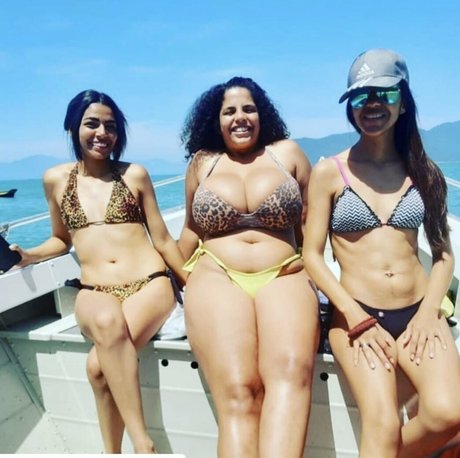 Foto di nudo di fuga di OnlyFans di Mayla Coimbra