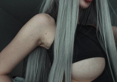 Foto di nudo di fuga di OnlyFans di Ksxaanx