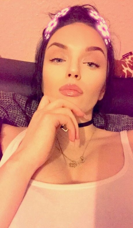 Foto di nudo di fuga di OnlyFans di Deeababe