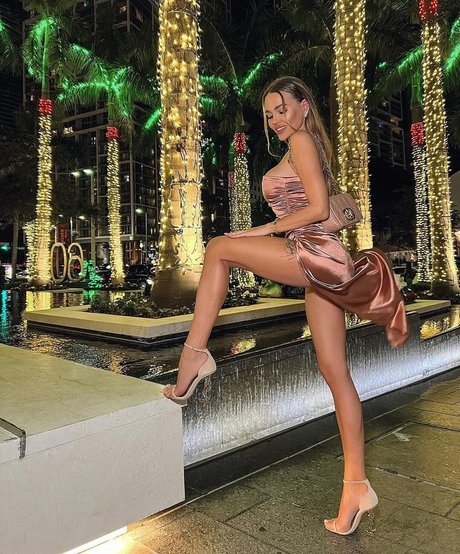 Foto di nudo di fuga di OnlyFans di Dasha Mart