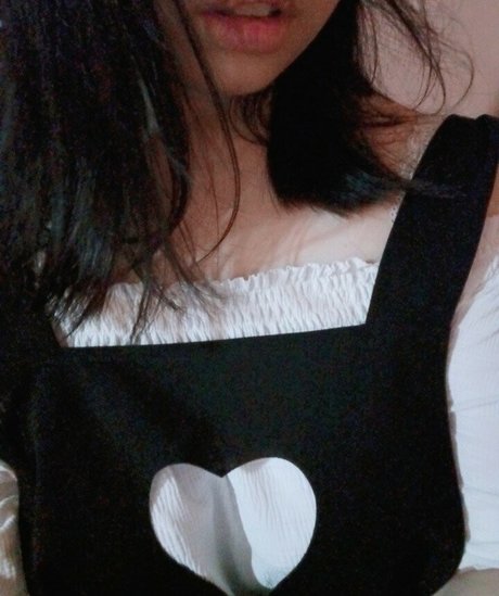 Foto di nudo di fuga di OnlyFans di Itscosyinside