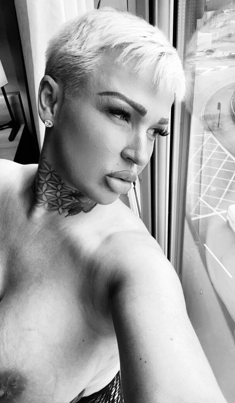 Foto di nudo di fuga di OnlyFans di Tory Candi Jackson