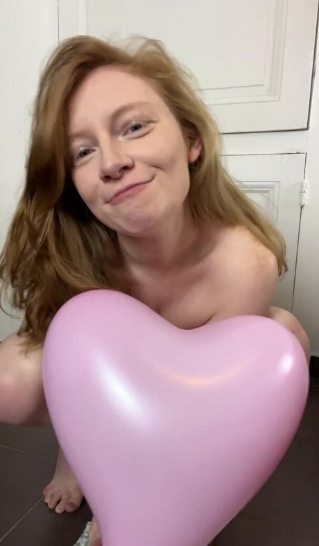 Foto di nudo di fuga di OnlyFans di Hummingael