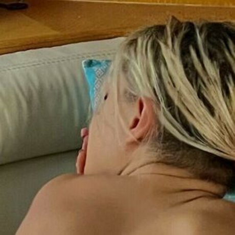 Foto di nudo di fuga di OnlyFans di Angrrboda