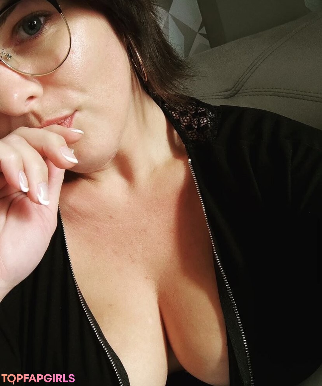 Foto di nudo di fuga di OnlyFans di Warmbody #3 Foto di nudo di fuga di OnlyFans di Warmbody #3