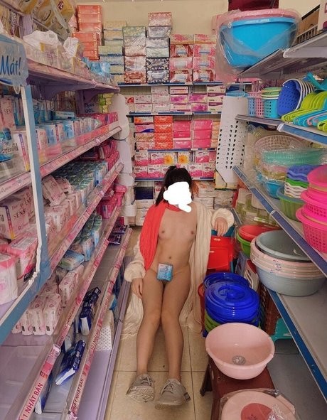 Foto di nudo di fuga di OnlyFans di Thuynguyen99