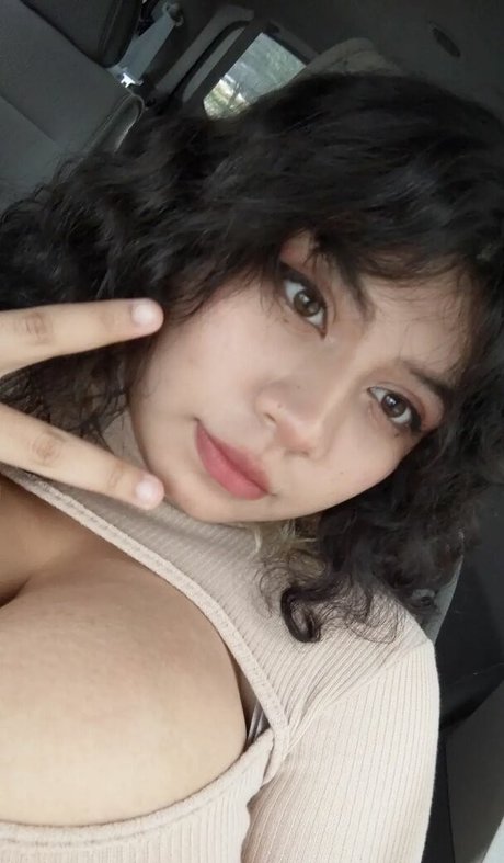Foto di nudo di fuga di OnlyFans di Yeonniebaby