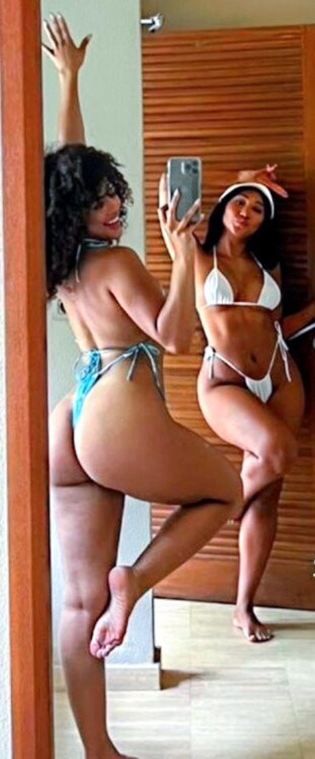 Foto di nudo di fuga di OnlyFans di Caitlyn Mwenifumbo