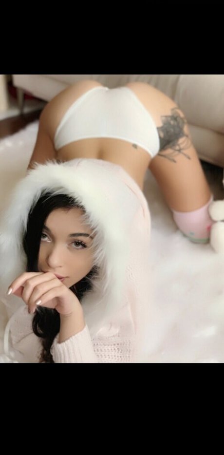 Foto di nudo di fuga di OnlyFans di Hanamiblossom